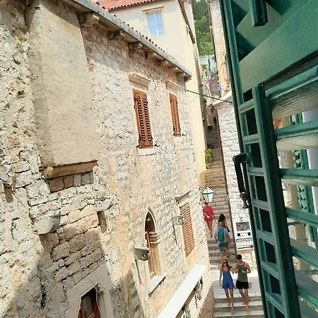 Apartment And Town Gate Hvar