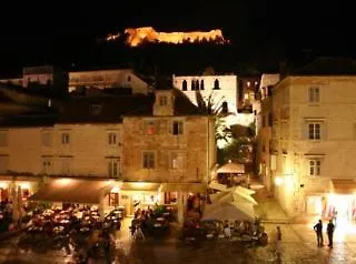 Apartment And Town Gate Hvar