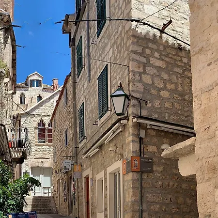 And Town Gate Hvar Хвар