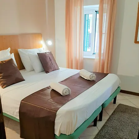 Apartman And Town Gate Hvar