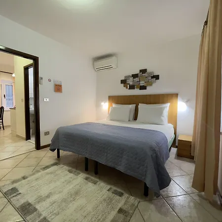 And Town Gate Hvar Апартаменти Хвар