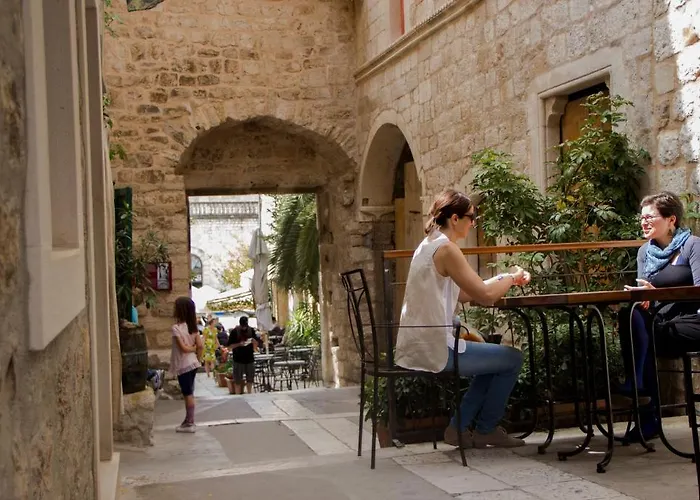 And Town Gate Hvar Lägenhet